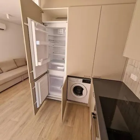 Apartment ¡precioso Bajo A Estrenar! *